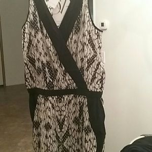 Diane Von Furstenberg ROMPER SIZE 6
